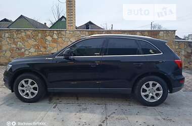 Позашляховик / Кросовер Audi Q5 2010 в Чернівцях