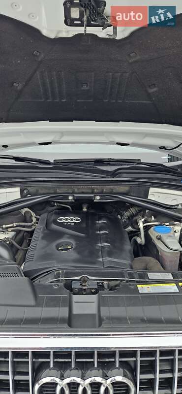 Позашляховик / Кросовер Audi Q5 2014 в Золочеві