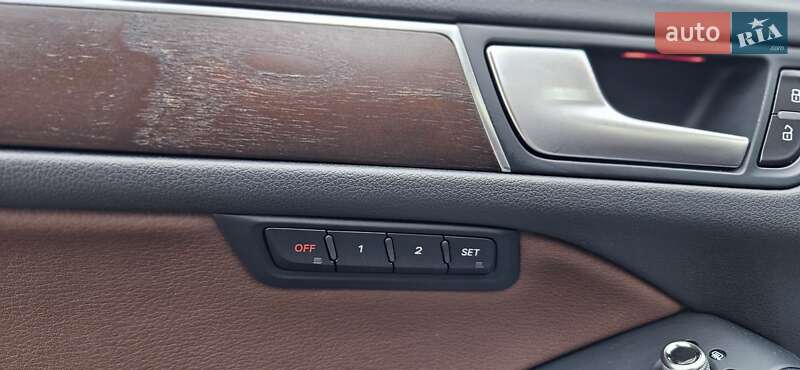 Позашляховик / Кросовер Audi Q5 2014 в Золочеві