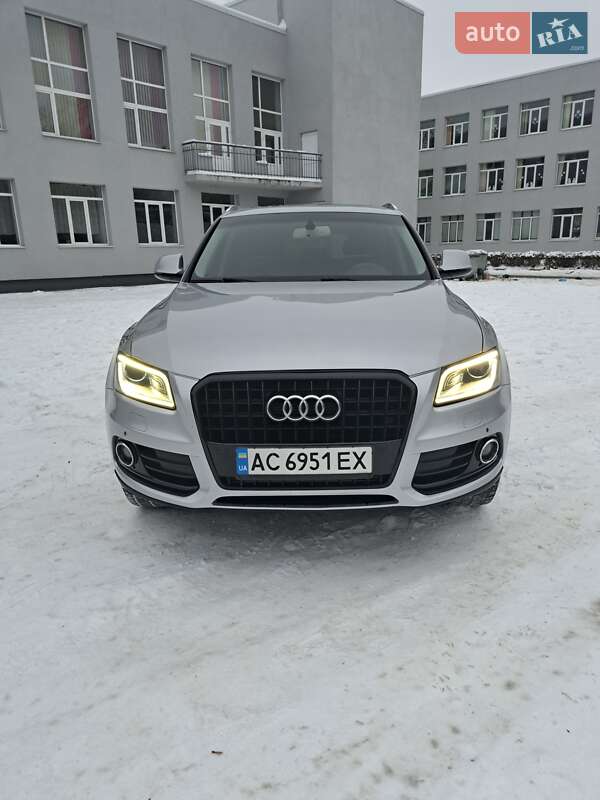 Позашляховик / Кросовер Audi Q5 2015 в Луцьку