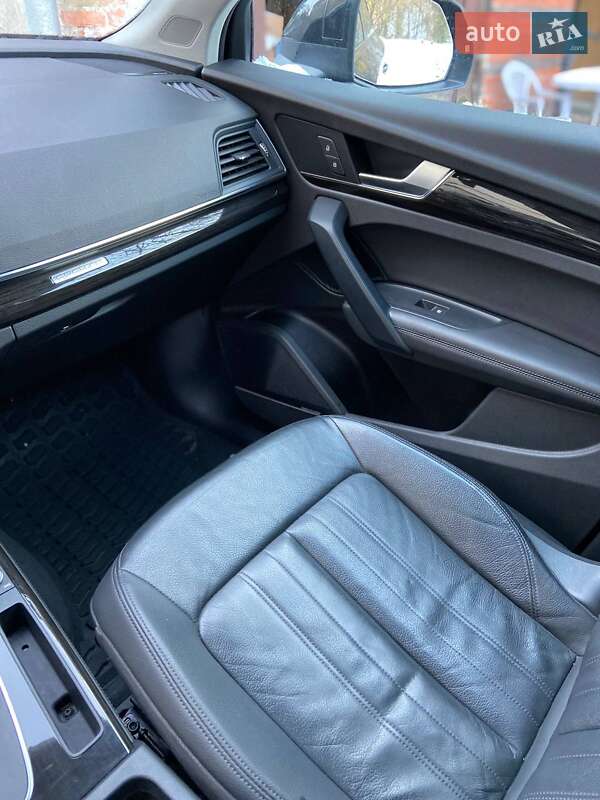 Внедорожник / Кроссовер Audi Q5 2018 в Львове