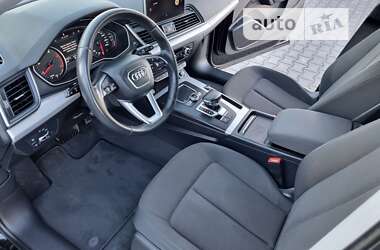 Внедорожник / Кроссовер Audi Q5 2018 в Черновцах