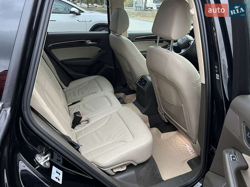 Внедорожник / Кроссовер Audi Q5 2014 в Киеве
