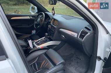Внедорожник / Кроссовер Audi Q5 2010 в 
