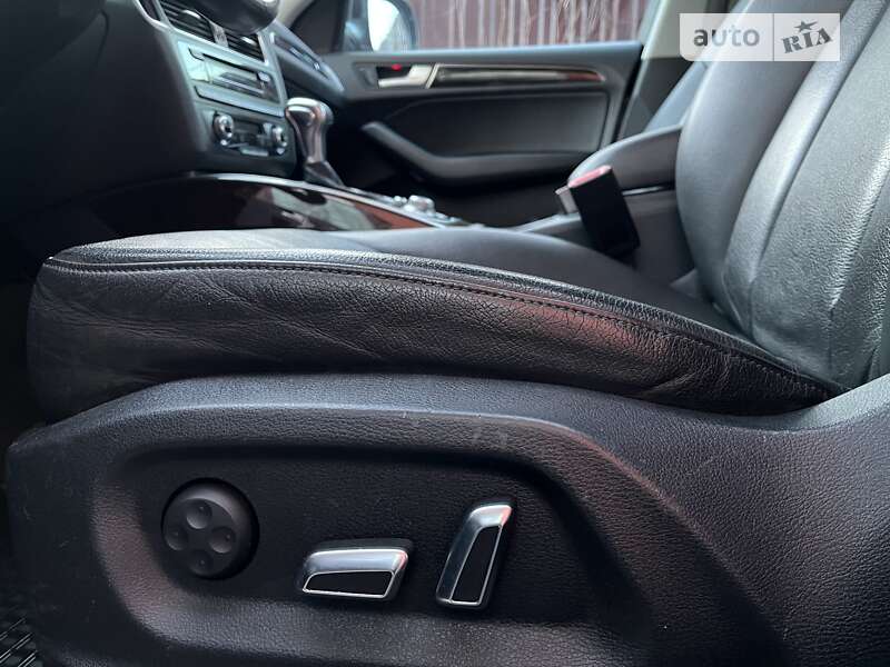 Внедорожник / Кроссовер Audi Q5 2014 в Ужгороде