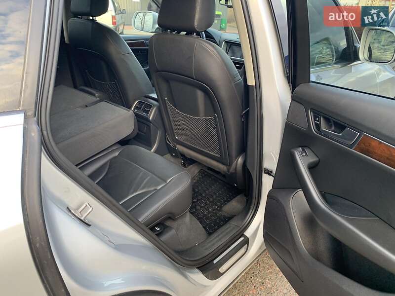 Внедорожник / Кроссовер Audi Q5 2010 в Дрогобыче