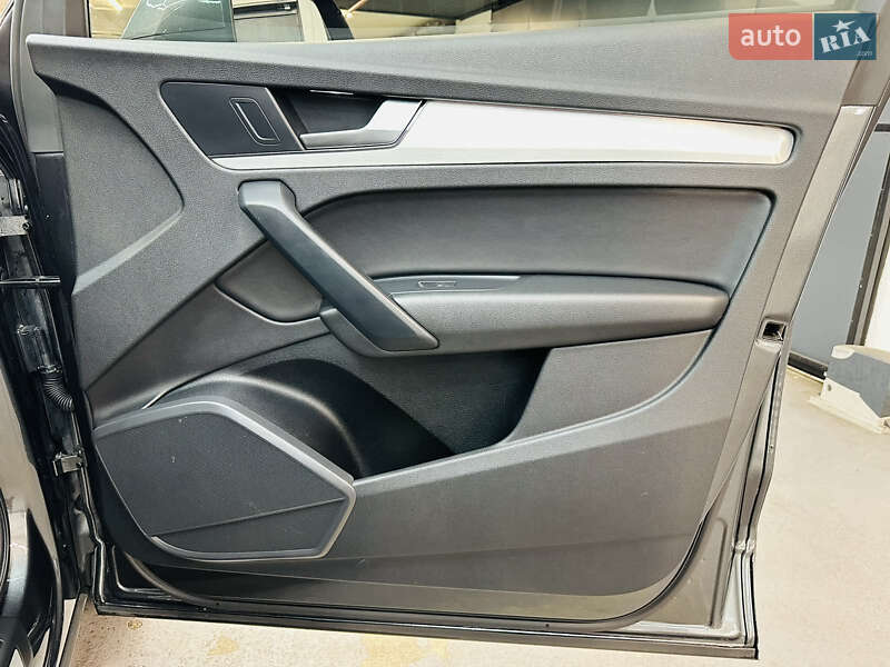 Внедорожник / Кроссовер Audi Q5 2019 в Луцке