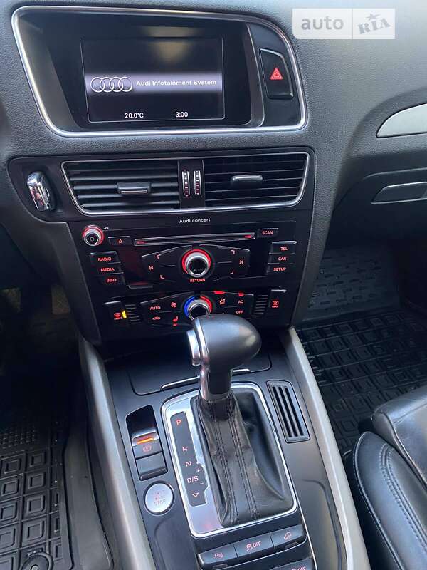 Внедорожник / Кроссовер Audi Q5 2012 в Тячеве