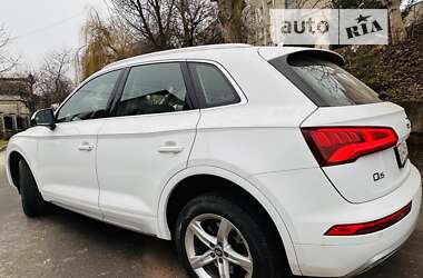 Позашляховик / Кросовер Audi Q5 2017 в Тернополі