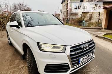 Позашляховик / Кросовер Audi Q5 2017 в Тернополі