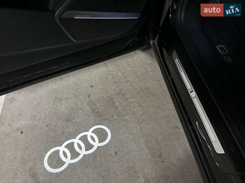 Внедорожник / Кроссовер Audi Q5 2021 в Киеве