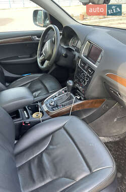 Внедорожник / Кроссовер Audi Q5 2009 в 