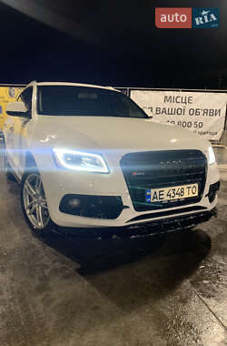 Внедорожник / Кроссовер Audi Q5 2016 в 