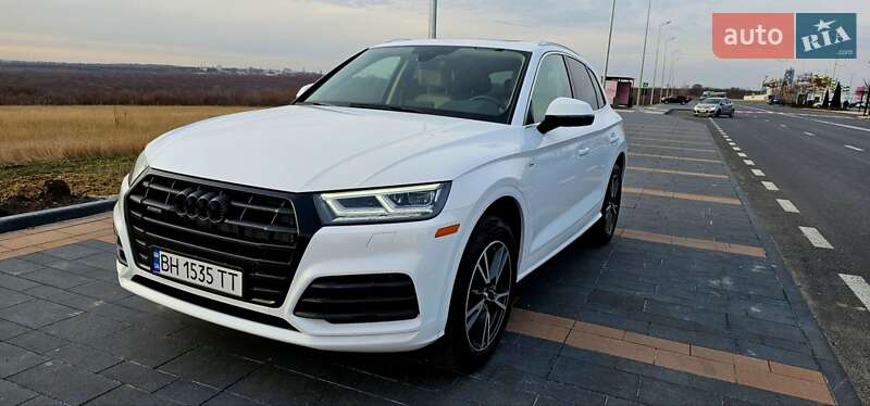 Внедорожник / Кроссовер Audi Q5 2019 в Одессе