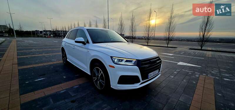 Внедорожник / Кроссовер Audi Q5 2019 в Одессе