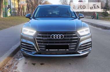 Позашляховик / Кросовер Audi Q5 2019 в Києві