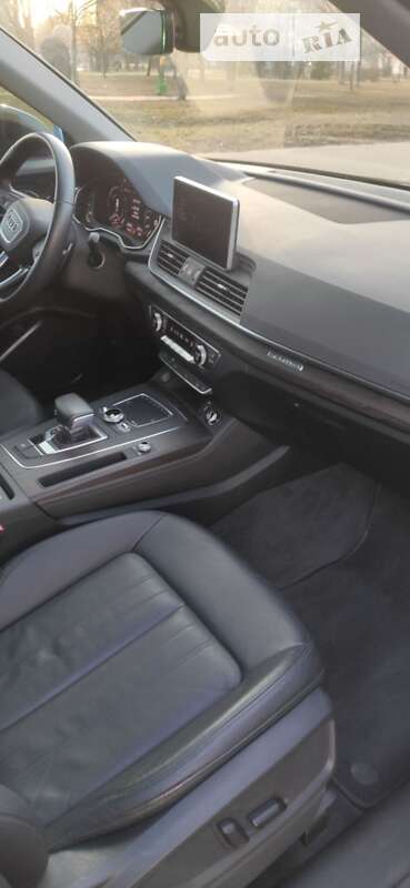 Внедорожник / Кроссовер Audi Q5 2019 в Киеве