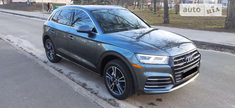 Внедорожник / Кроссовер Audi Q5 2019 в Киеве