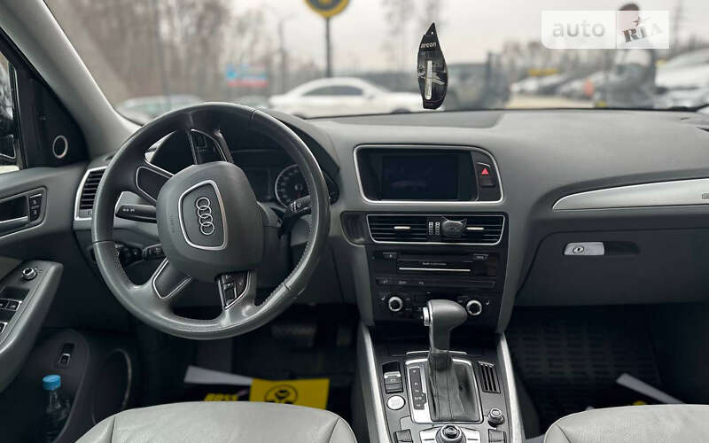 Внедорожник / Кроссовер Audi Q5 2016 в Черновцах