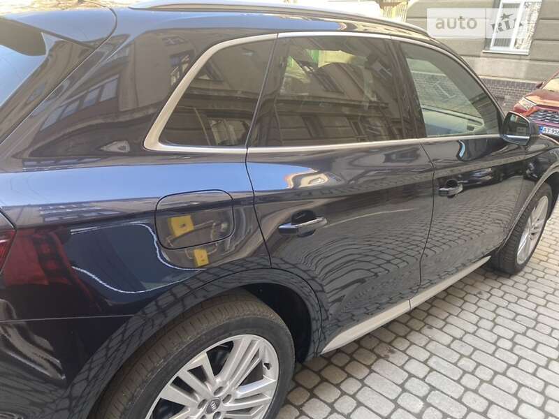 Внедорожник / Кроссовер Audi Q5 2018 в Ивано-Франковске