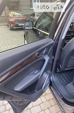 Внедорожник / Кроссовер Audi Q5 2018 в 