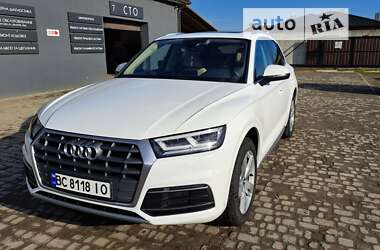 Внедорожник / Кроссовер Audi Q5 2017 в Стрые