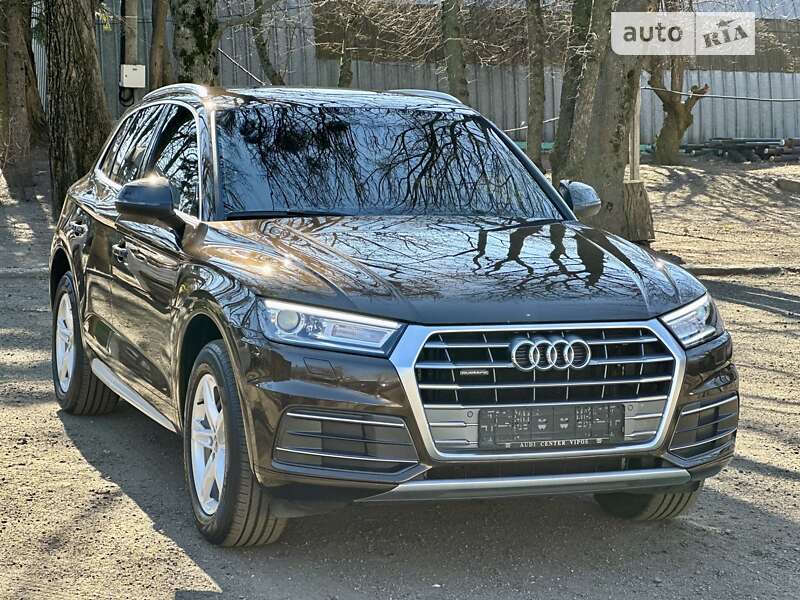 Позашляховик / Кросовер Audi Q5 2018 в Києві