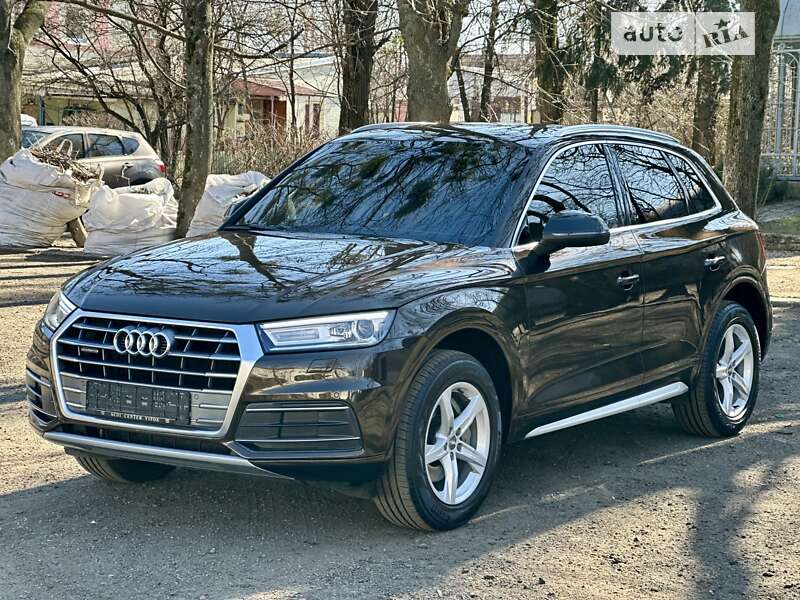 Позашляховик / Кросовер Audi Q5 2018 в Києві