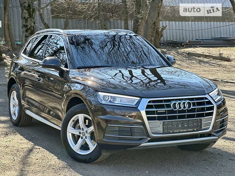 Позашляховик / Кросовер Audi Q5 2018 в Києві