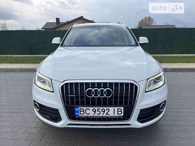 Позашляховик / Кросовер Audi Q5 2015 в Львові