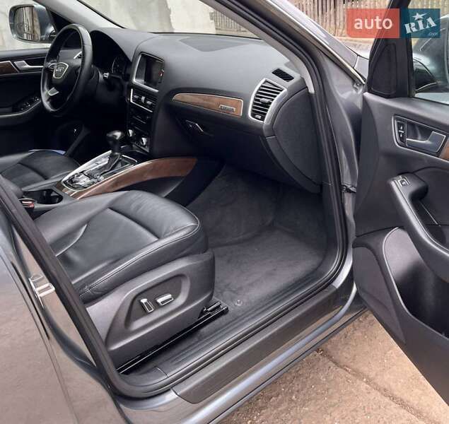 Внедорожник / Кроссовер Audi Q5 2016 в Чечельнике