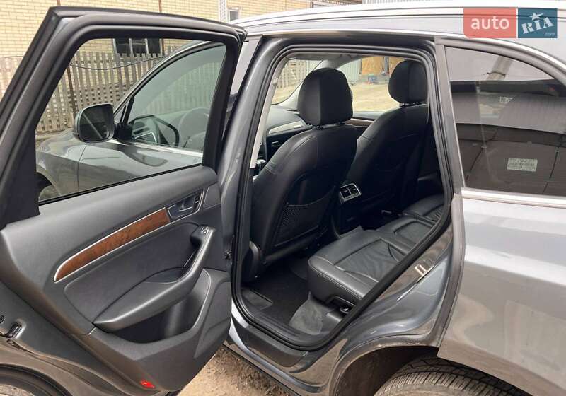 Внедорожник / Кроссовер Audi Q5 2016 в Чечельнике