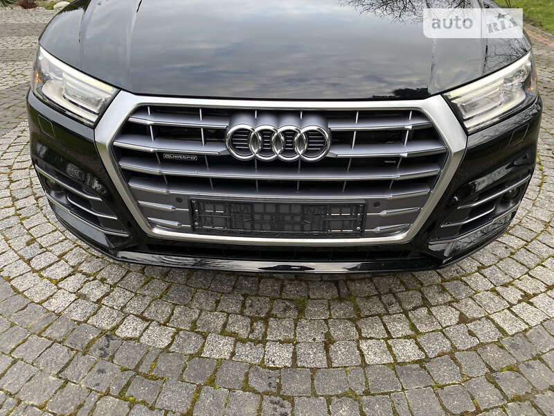 Внедорожник / Кроссовер Audi Q5 2019 в Львове