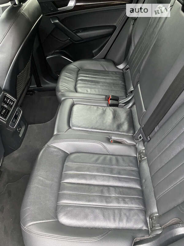 Внедорожник / Кроссовер Audi Q5 2019 в Львове