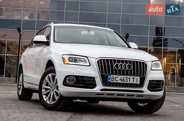 Внедорожник / Кроссовер Audi Q5 2016 в 