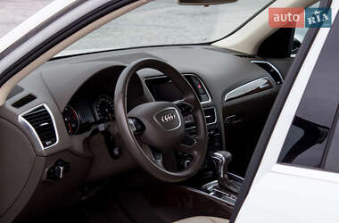 Внедорожник / Кроссовер Audi Q5 2016 в 