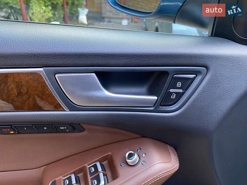 Внедорожник / Кроссовер Audi Q5 2014 в Ровно