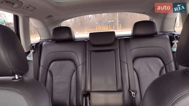 Позашляховик / Кросовер Audi Q5 2012 в Києві