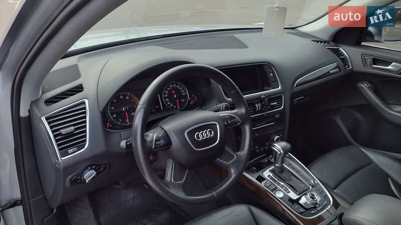 Позашляховик / Кросовер Audi Q5 2012 в Києві
