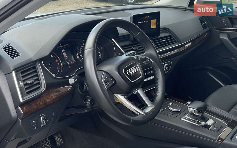 Внедорожник / Кроссовер Audi Q5 2019 в Стрые