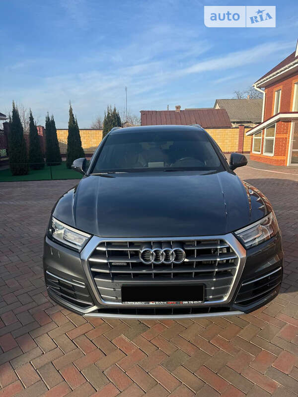 Внедорожник / Кроссовер Audi Q5 2017 в Харькове