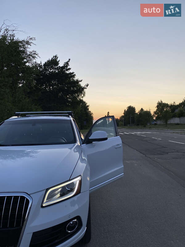 Позашляховик / Кросовер Audi Q5 2013 в Глобиному