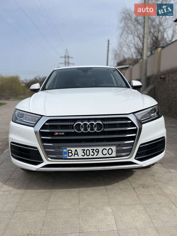 Внедорожник / Кроссовер Audi Q5 2017 в Новомиргороде фото 2 Внедорожник / Кроссовер Audi Q5 2017 в Новомиргороде