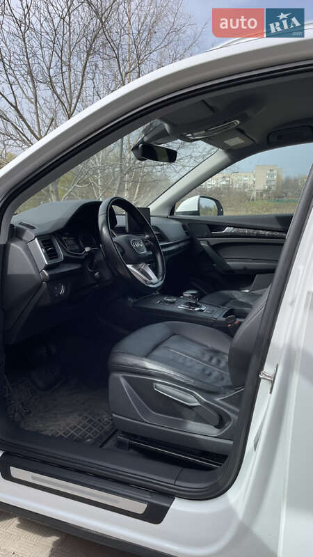 Внедорожник / Кроссовер Audi Q5 2017 в Новомиргороде фото 14 Внедорожник / Кроссовер Audi Q5 2017 в Новомиргороде