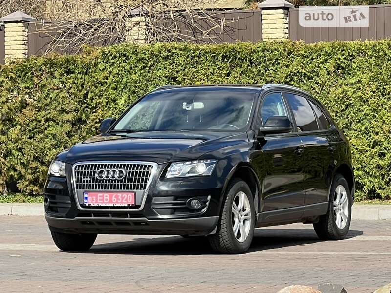 Внедорожник / Кроссовер Audi Q5 2010 в Луцке