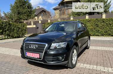 Внедорожник / Кроссовер Audi Q5 2010 в Луцке