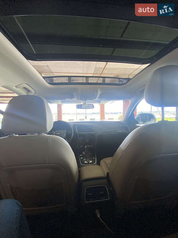 Внедорожник / Кроссовер Audi Q5 2016 в Киеве