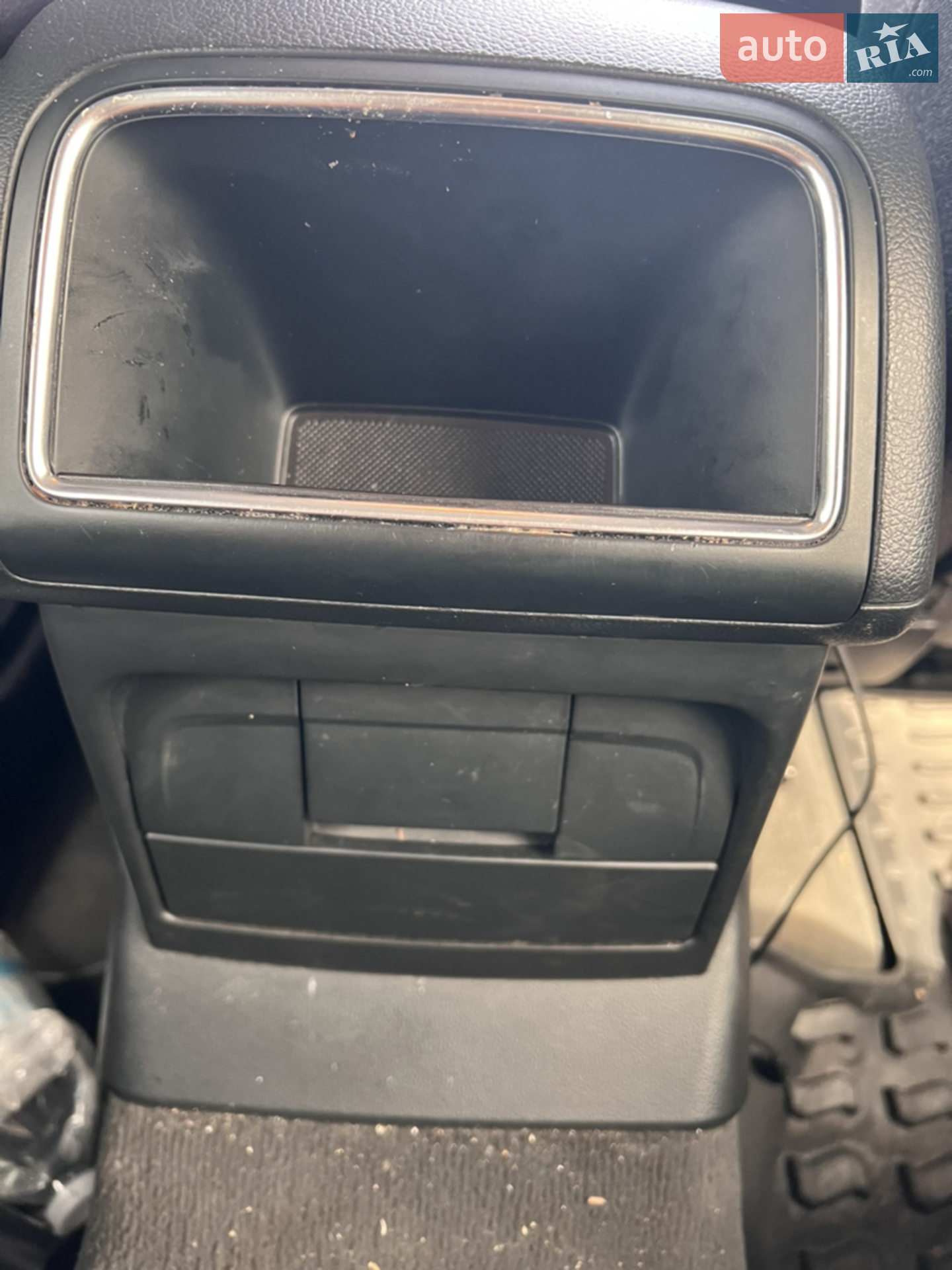 Audi Q5 2013 VIN WAUZZZ8R8EA021813 фото оголошення 30 з 42