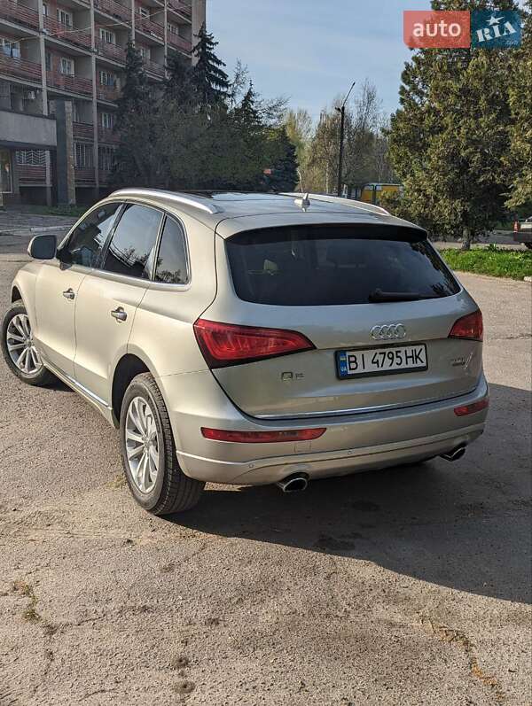 Внедорожник / Кроссовер Audi Q5 2015 в Полтаве