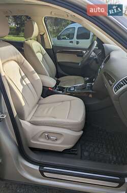 Внедорожник / Кроссовер Audi Q5 2015 в 